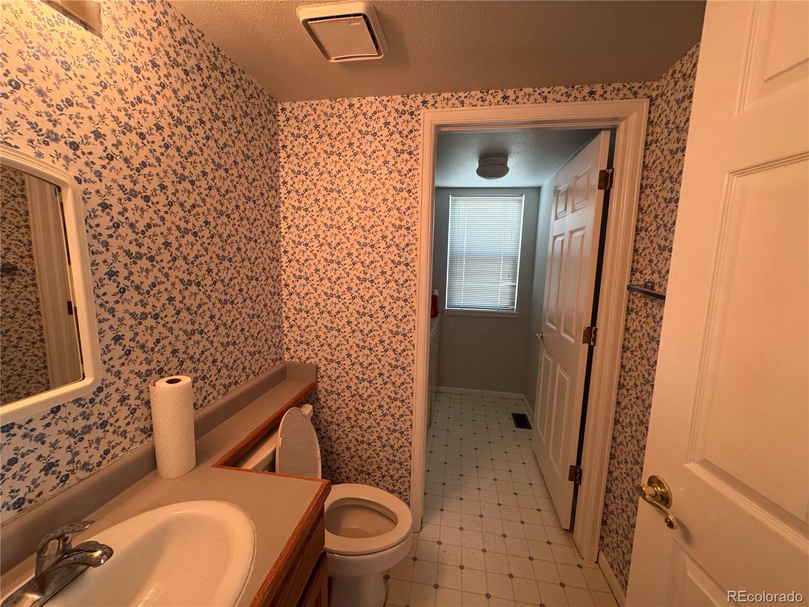 MLS Image #12 for 6022 w warren court,lakewood, Colorado