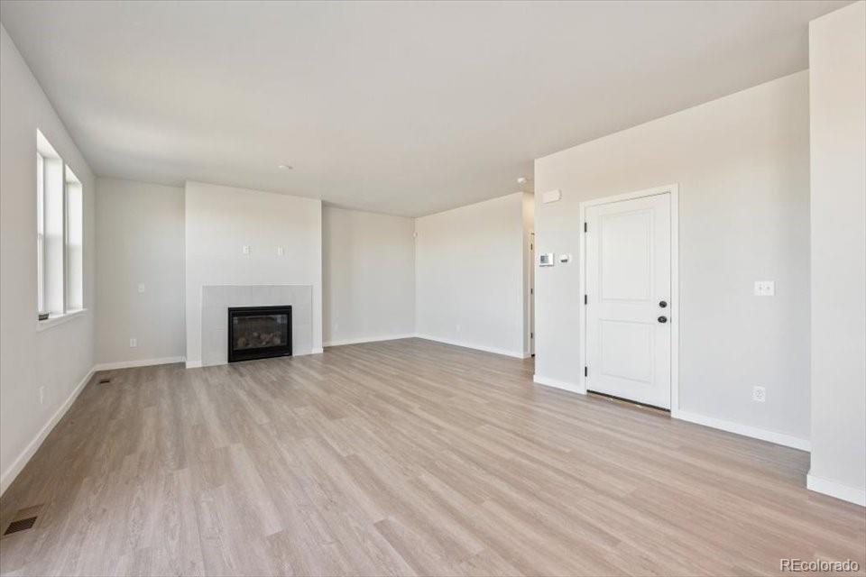 MLS Image #7 for 22895 e 47th avenue,aurora, Colorado
