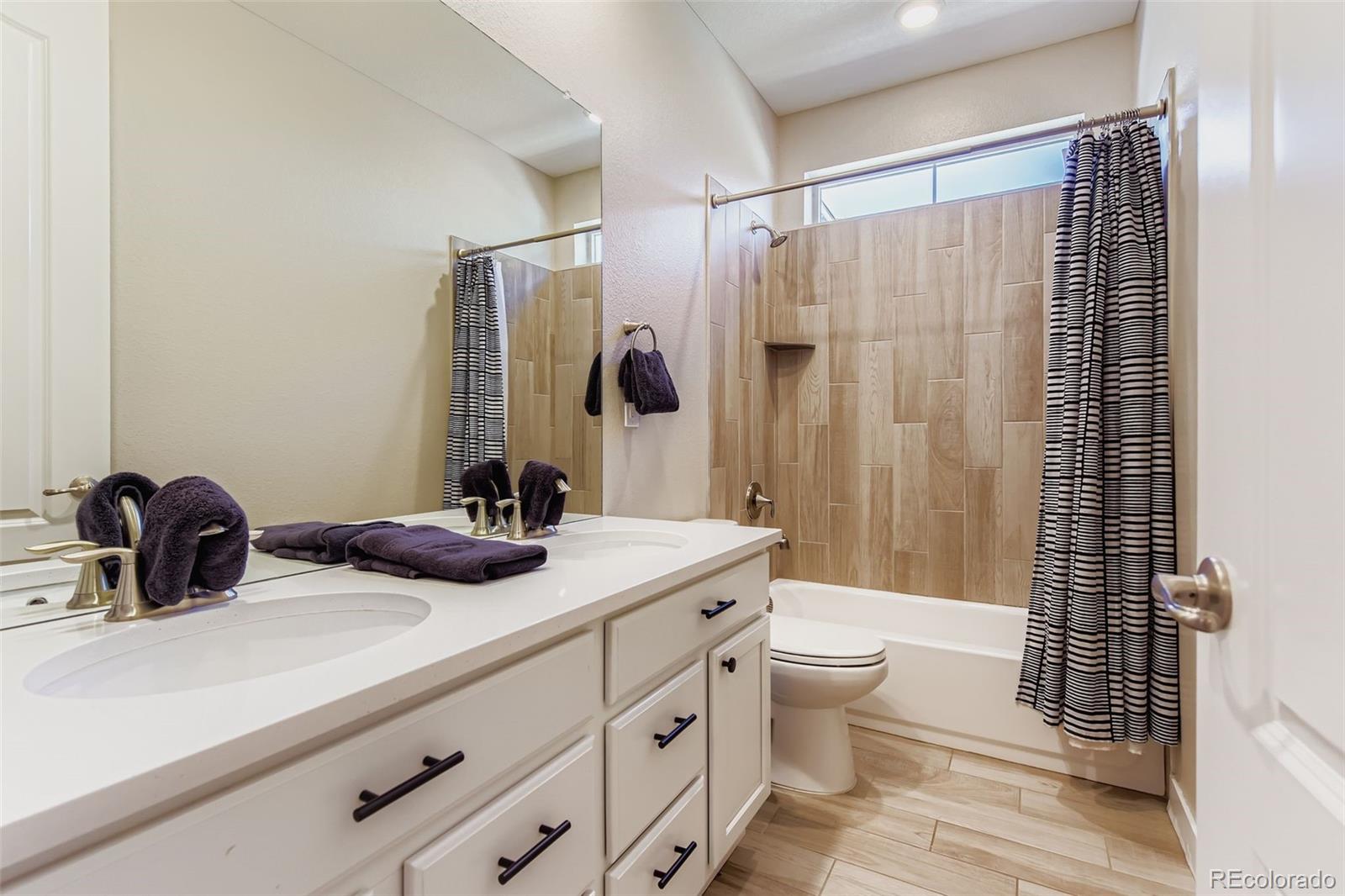 MLS Image #23 for 8267  arapahoe peak street,littleton, Colorado