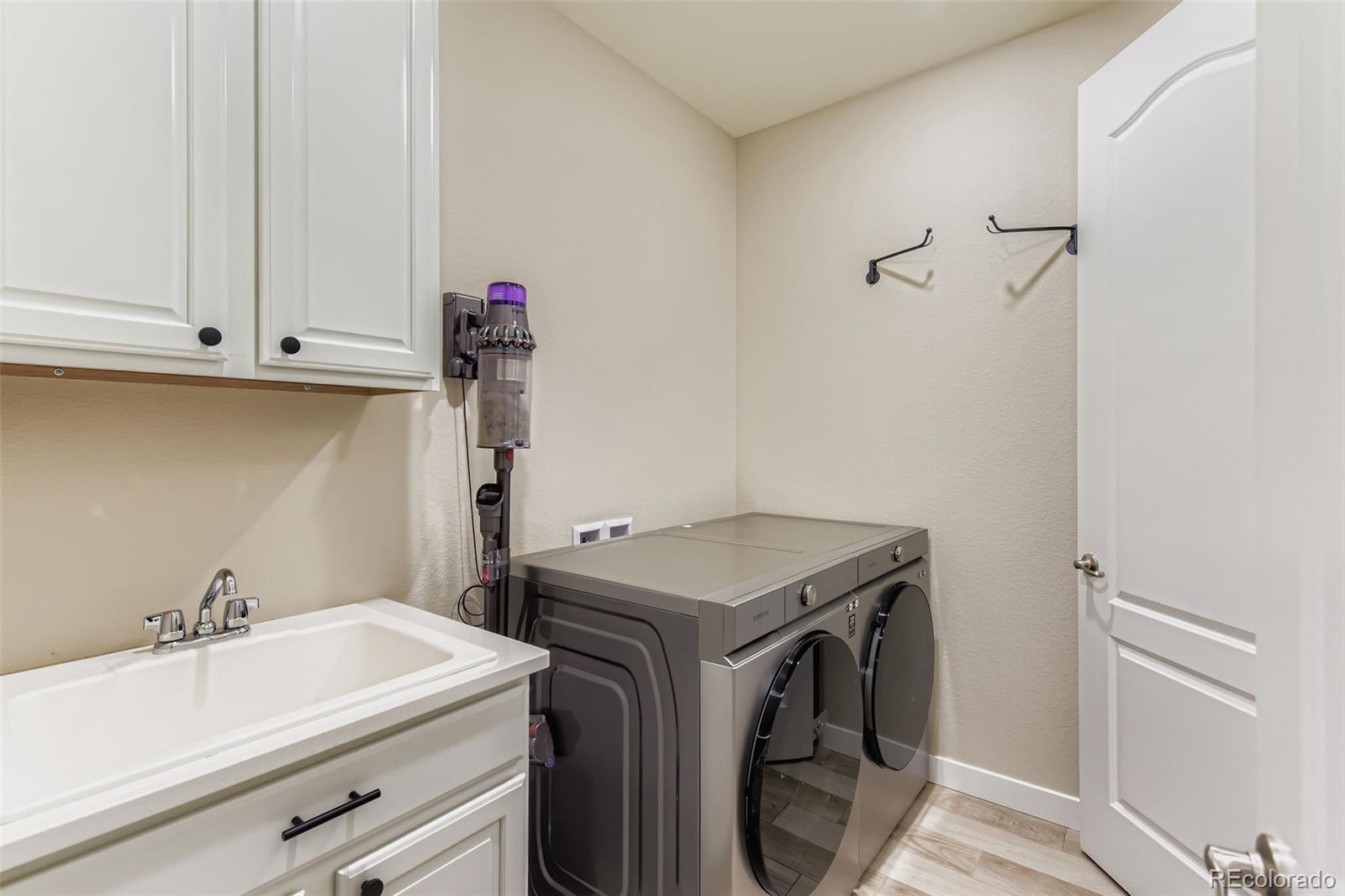 MLS Image #35 for 8267  arapahoe peak street,littleton, Colorado