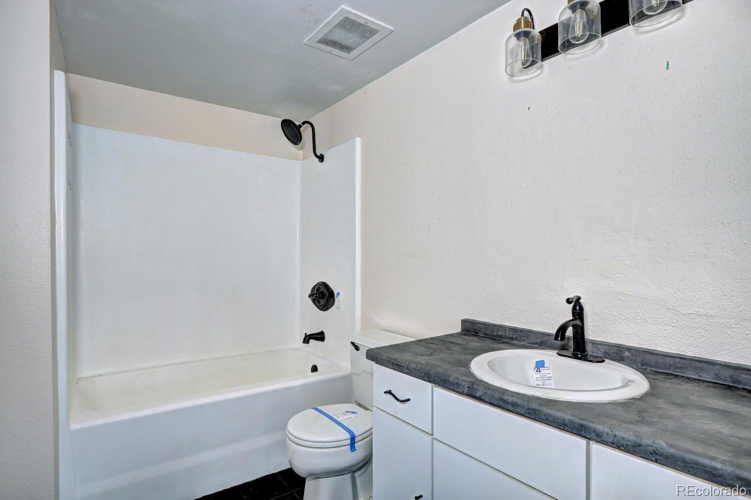 MLS Image #18 for 100  park avenue 204,denver, Colorado