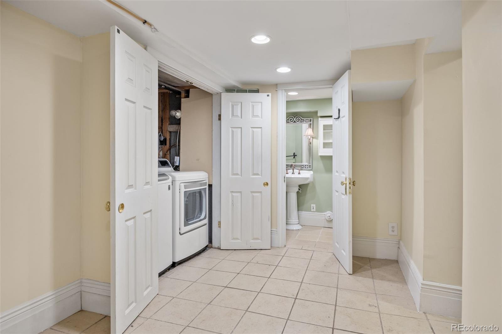 MLS Image #28 for 1617 e 22nd avenue,denver, Colorado