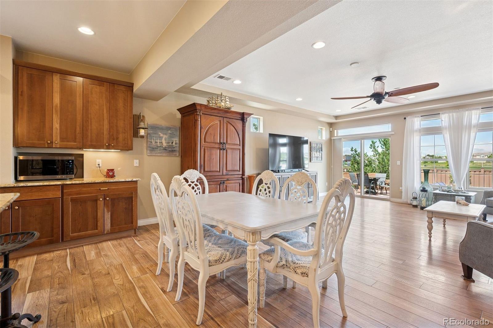 MLS Image #10 for 19517 e 55th avenue,denver, Colorado