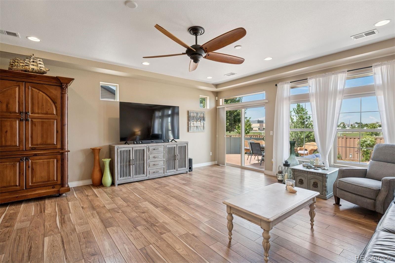 MLS Image #12 for 19517 e 55th avenue,denver, Colorado