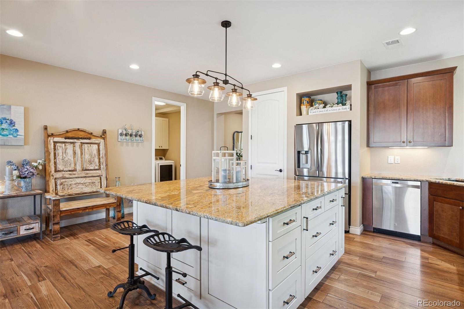 MLS Image #5 for 19517 e 55th avenue,denver, Colorado