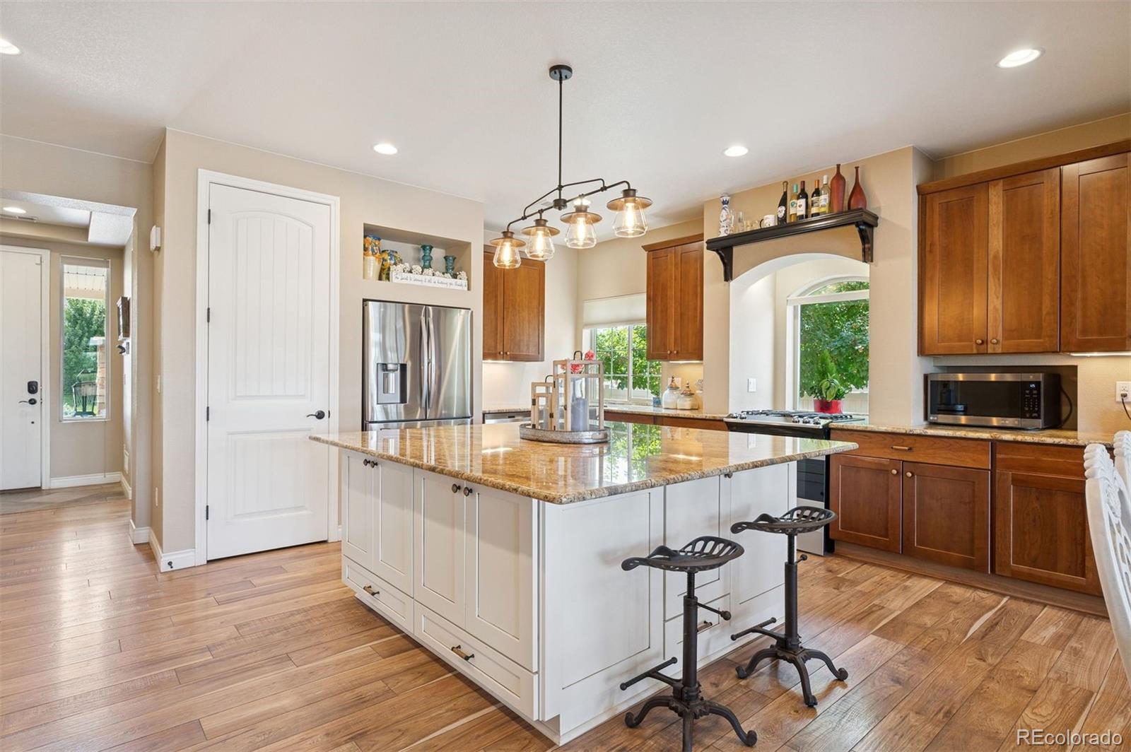 MLS Image #6 for 19517 e 55th avenue,denver, Colorado