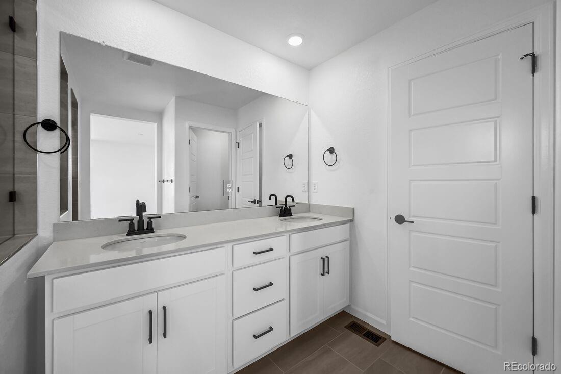 MLS Image #13 for 8800  whiteclover street,littleton, Colorado