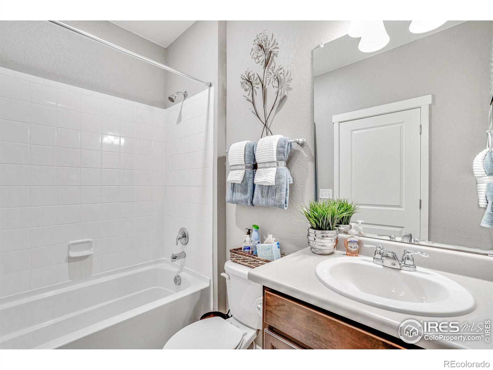 MLS Image #17 for 946  london way,severance, Colorado