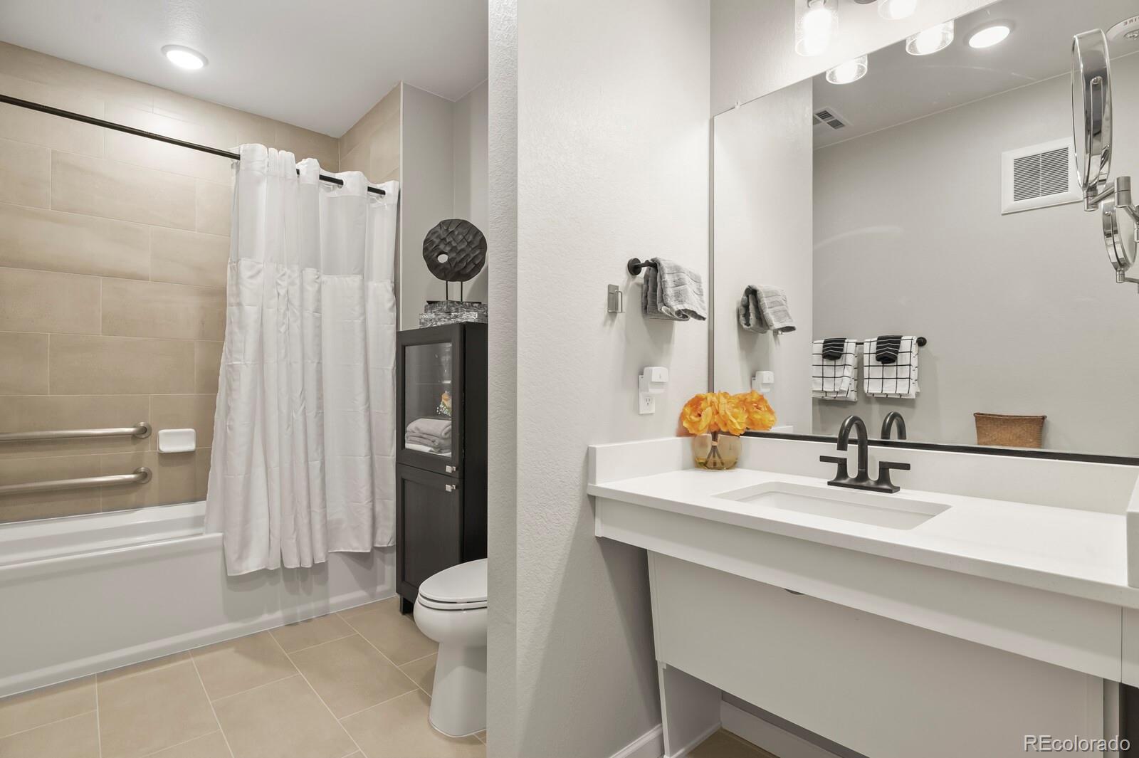 MLS Image #13 for 9390  accord lane 105,parker, Colorado