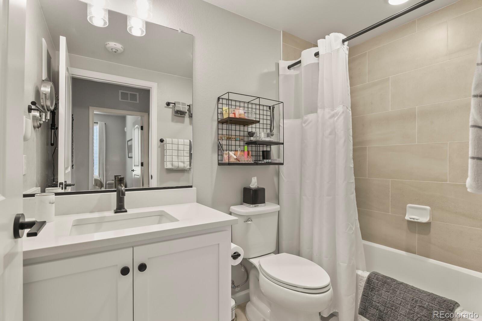 MLS Image #16 for 9390  accord lane 105,parker, Colorado