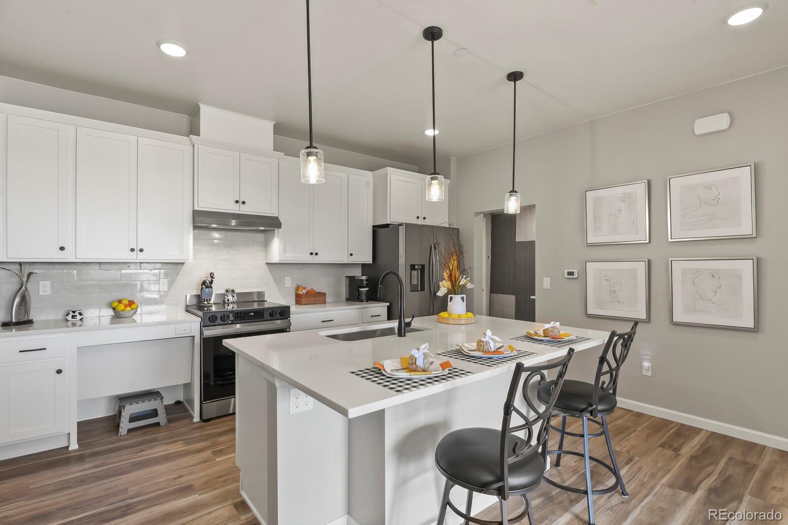 MLS Image #2 for 9390  accord lane 105,parker, Colorado