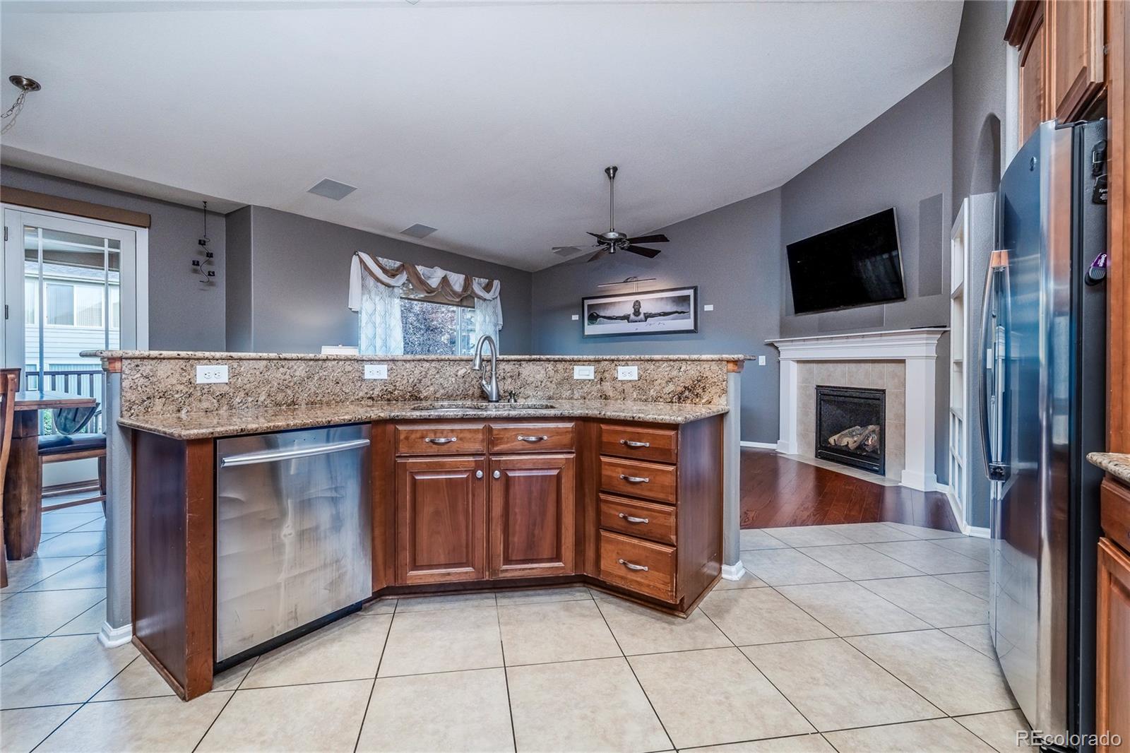 MLS Image #14 for 24101 e iowa place,aurora, Colorado
