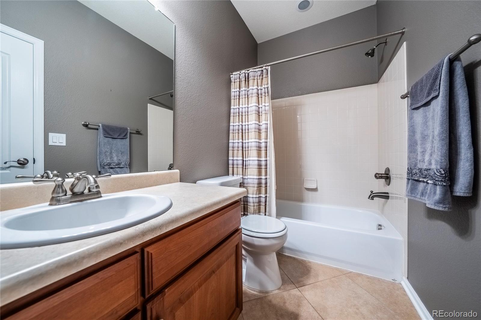 MLS Image #26 for 24101 e iowa place,aurora, Colorado