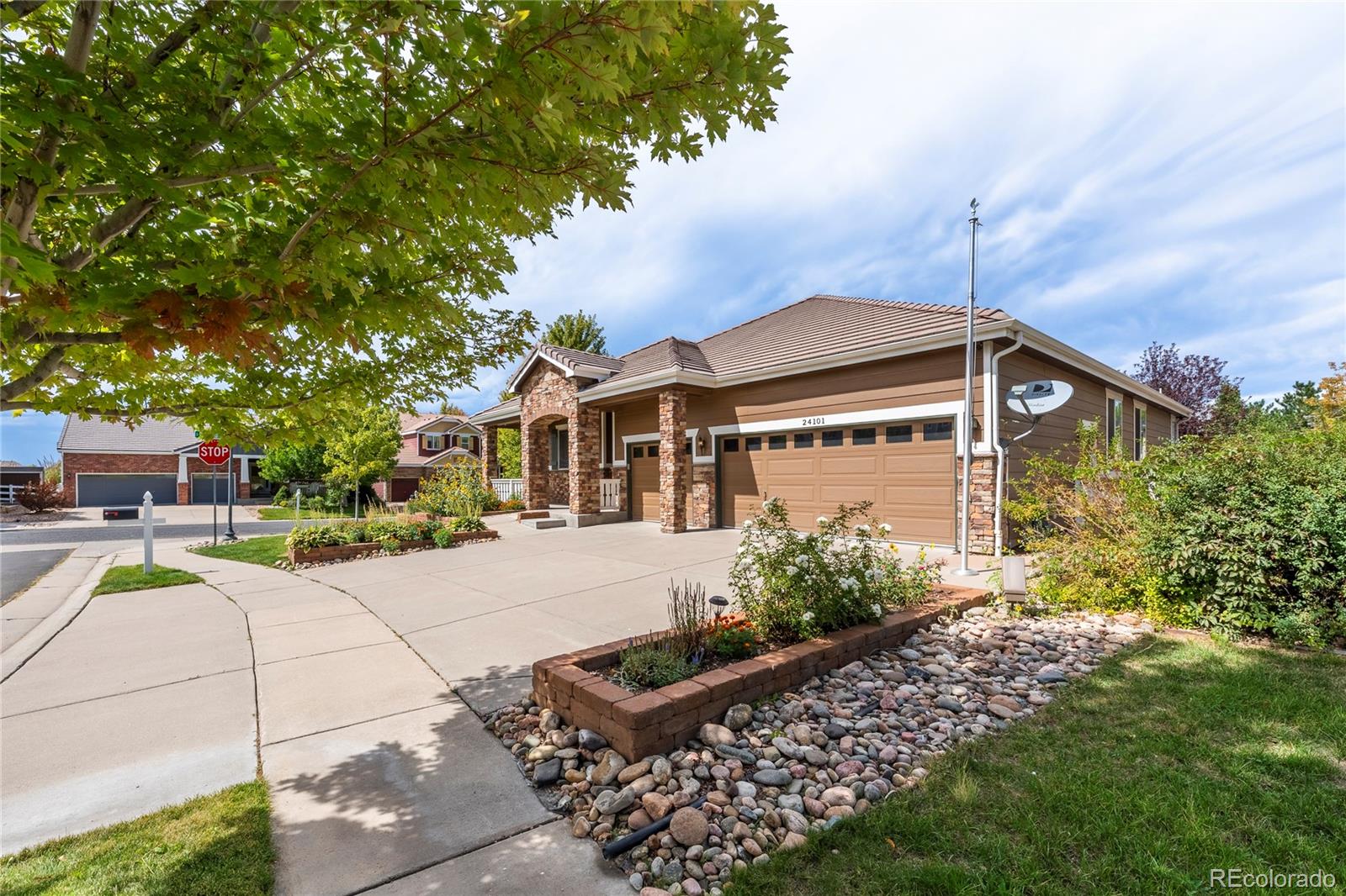 MLS Image #3 for 24101 e iowa place,aurora, Colorado