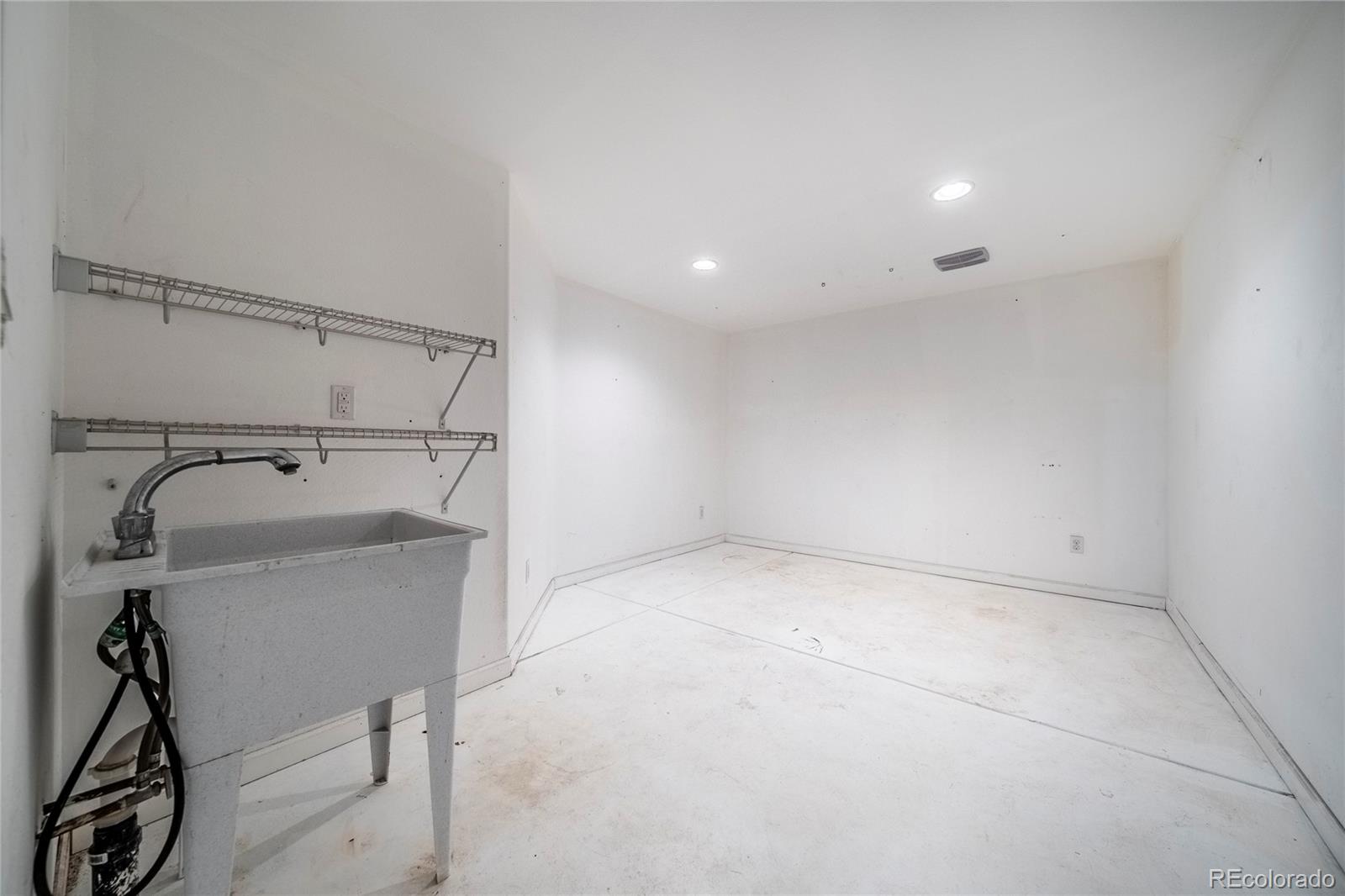 MLS Image #38 for 24101 e iowa place,aurora, Colorado