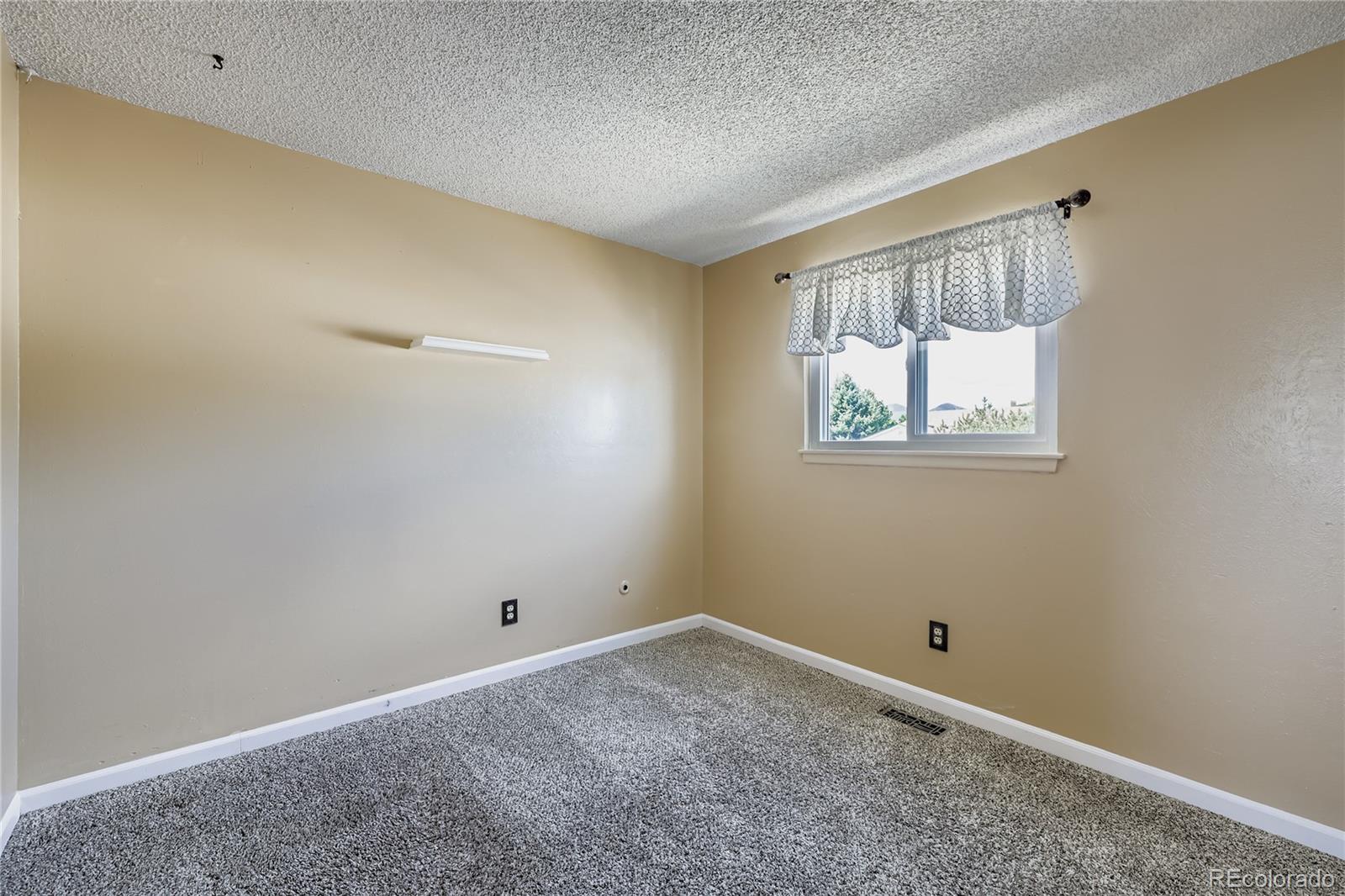 MLS Image #22 for 6080 s estes street,littleton, Colorado