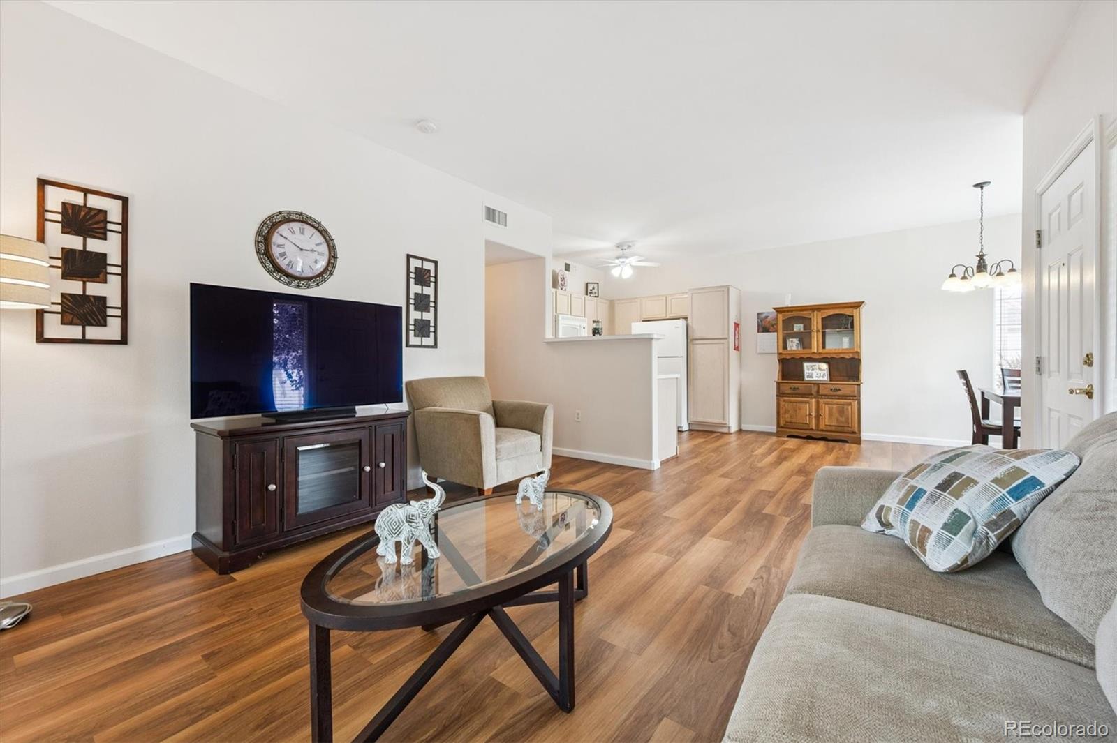 MLS Image #4 for 5415 s dover street 104,littleton, Colorado