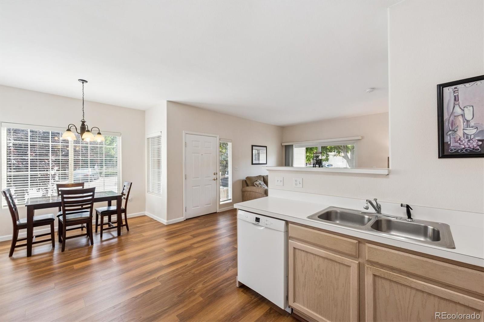 MLS Image #7 for 5415 s dover street 104,littleton, Colorado
