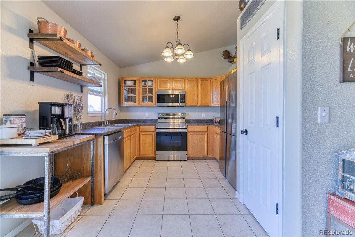MLS Image #7 for 1334  4th avenue,deer trail, Colorado