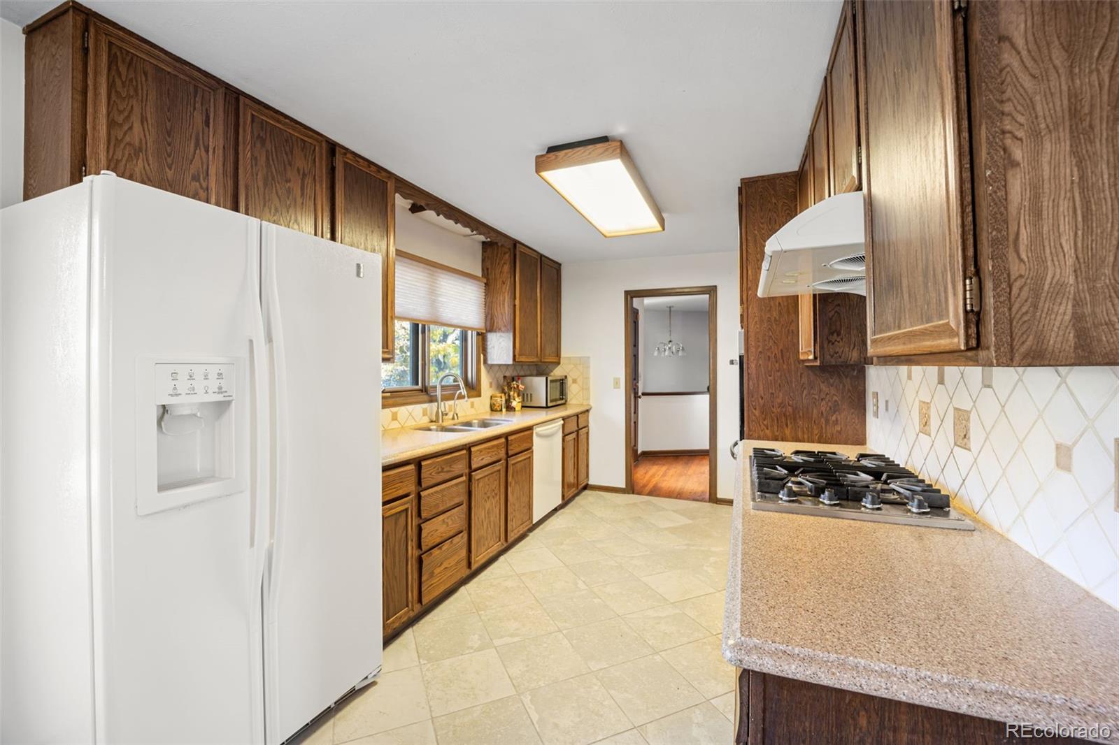 MLS Image #14 for 2295 s beeler way,denver, Colorado