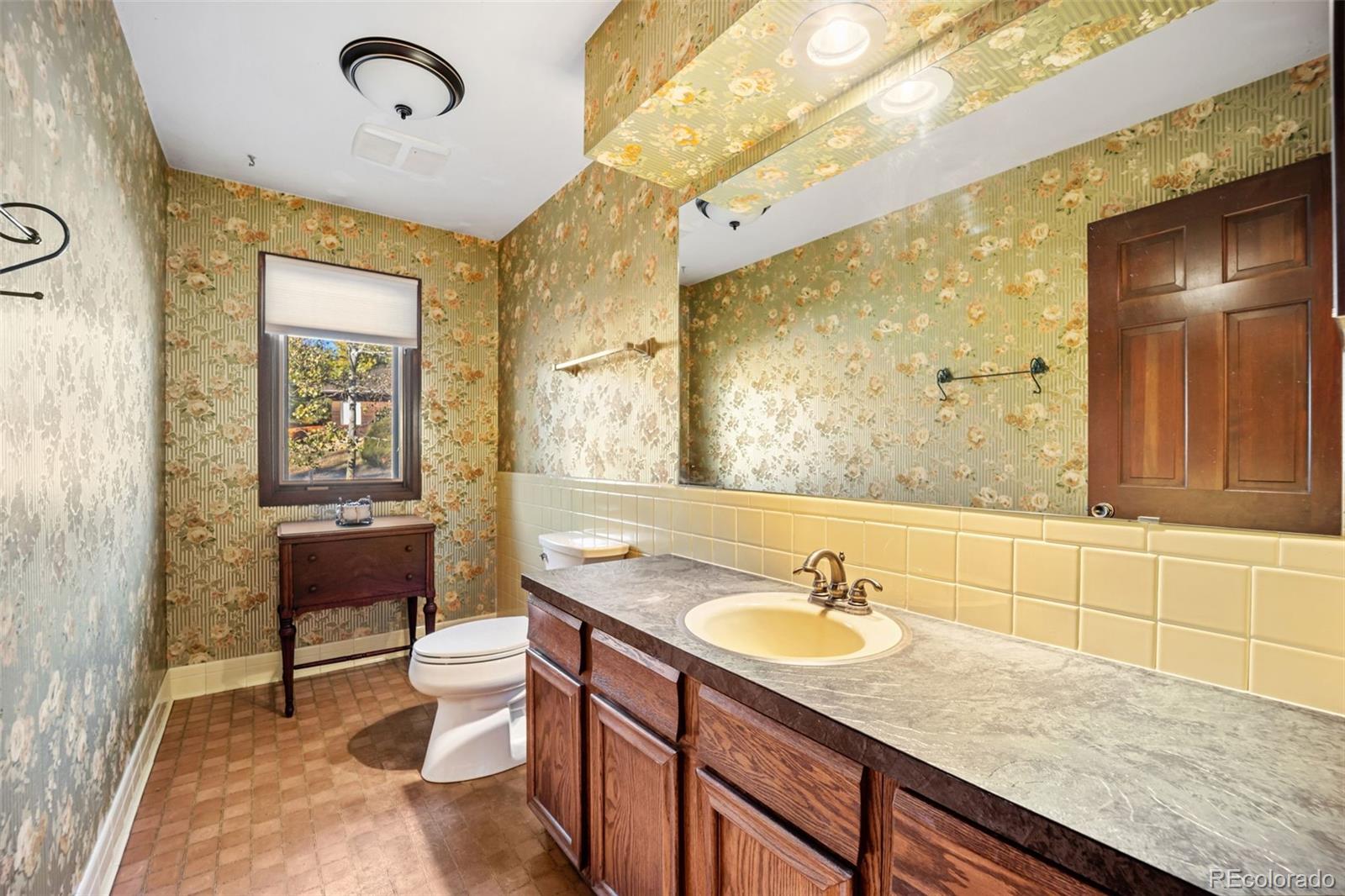 MLS Image #22 for 2295 s beeler way,denver, Colorado