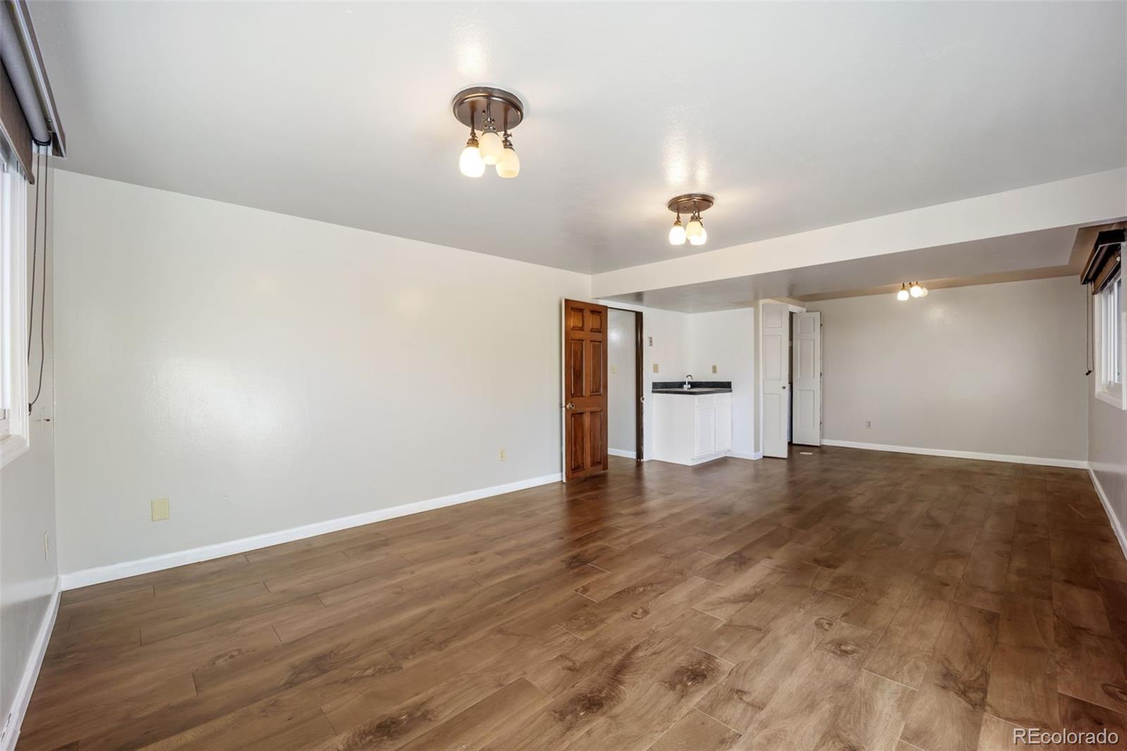 MLS Image #32 for 2295 s beeler way,denver, Colorado