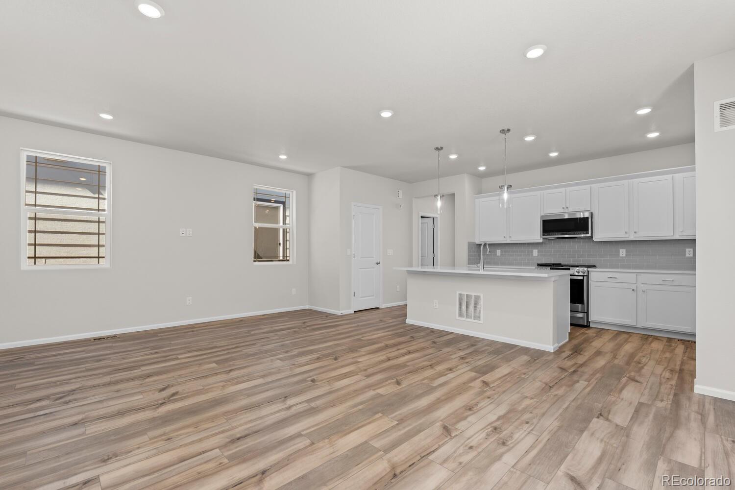 MLS Image #3 for 7392  watercress drive,littleton, Colorado