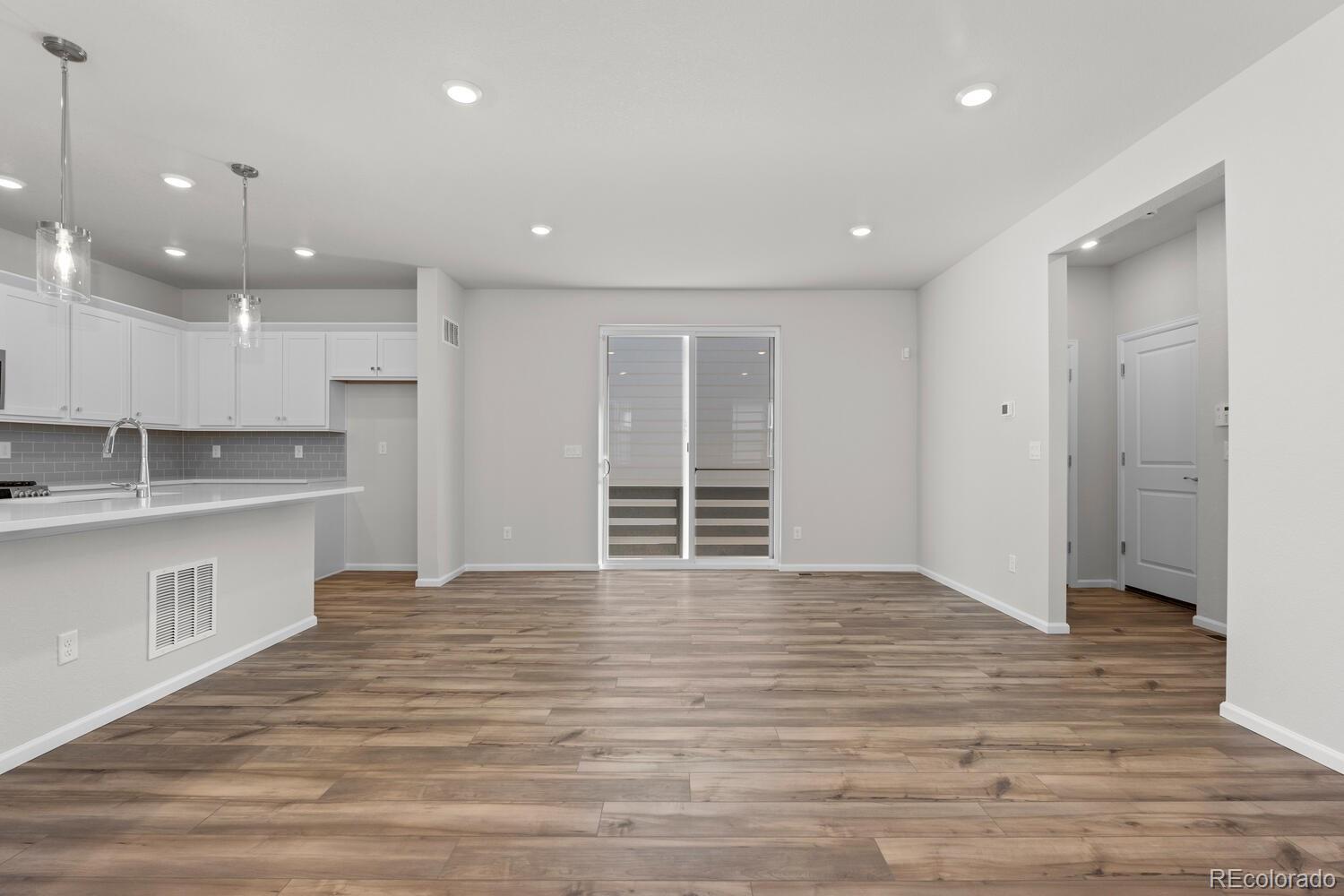 MLS Image #4 for 7392  watercress drive,littleton, Colorado