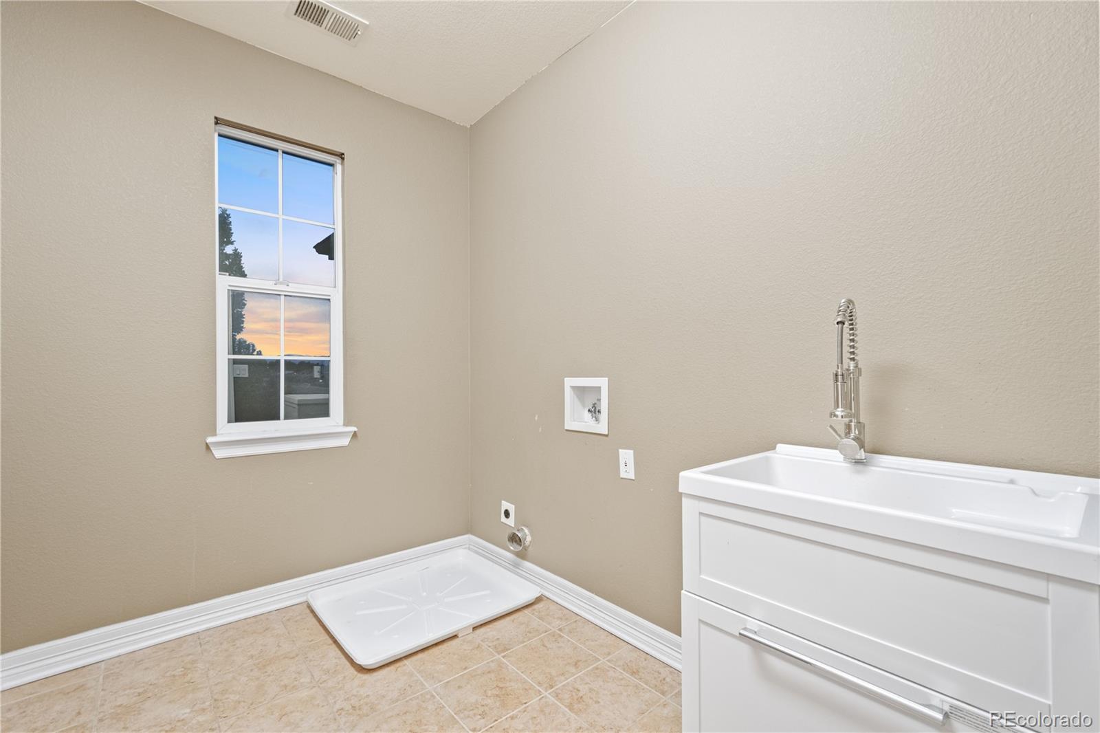 MLS Image #30 for 5033  silver feather way,broomfield, Colorado