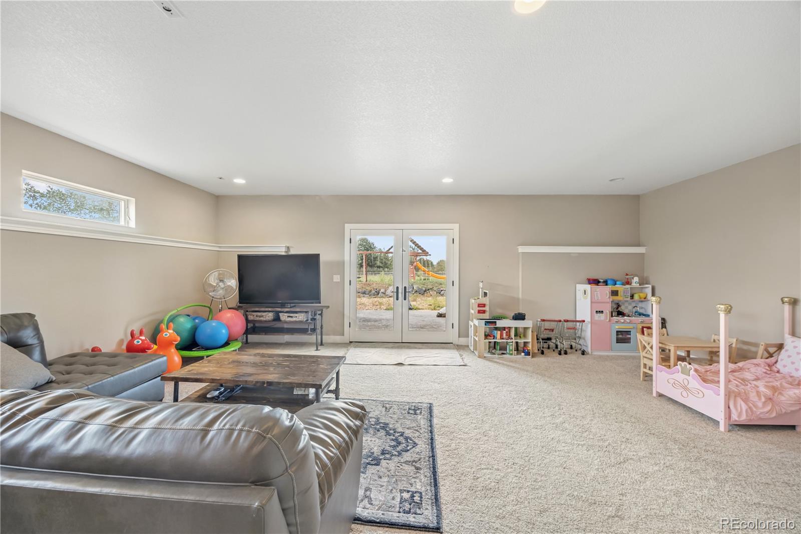 MLS Image #15 for 17635  silver fox court,mead, Colorado