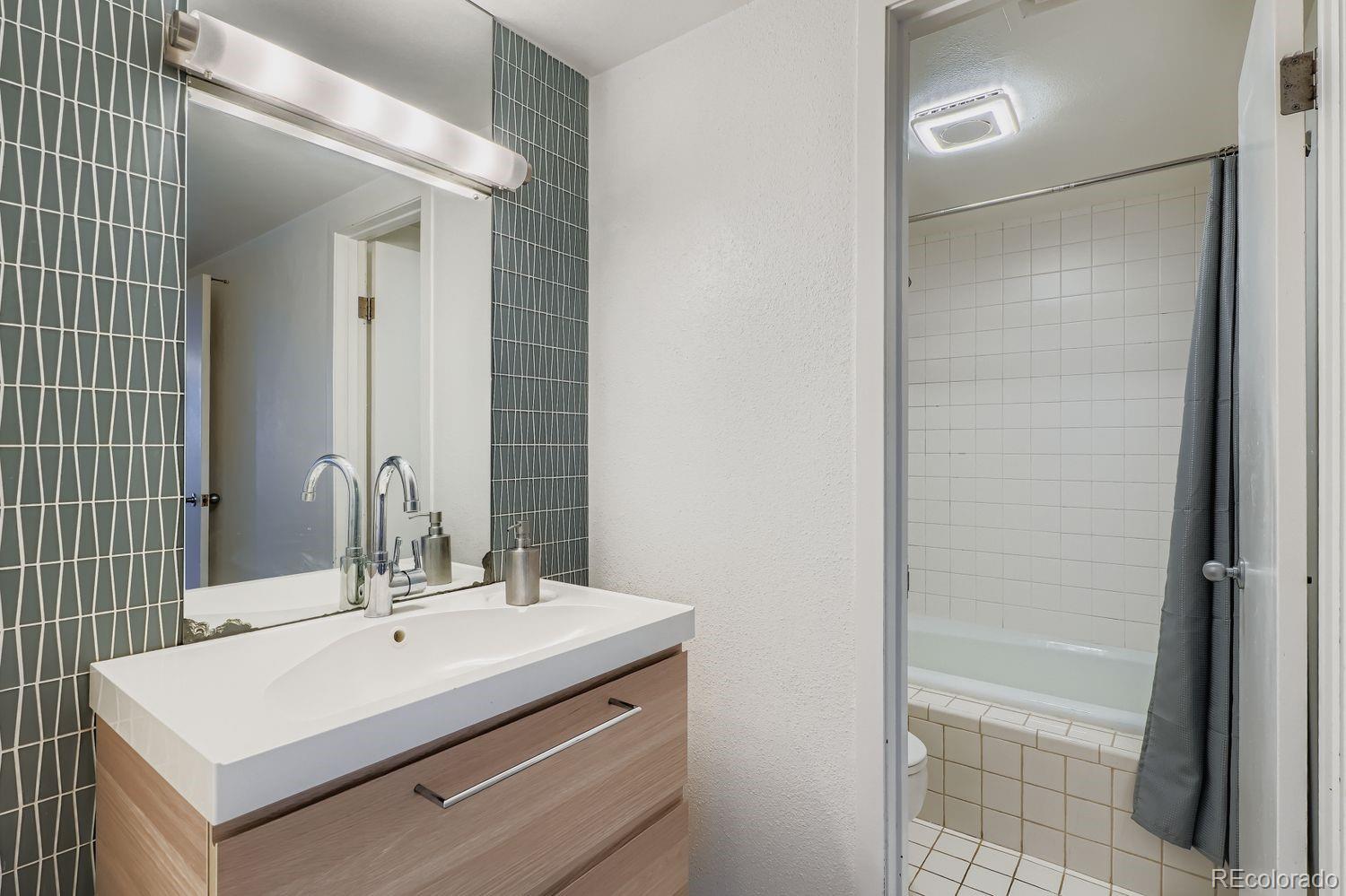 MLS Image #7 for 800 n pearl street 809,denver, Colorado