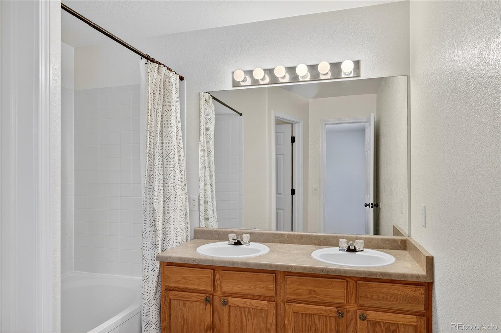 MLS Image #17 for 7191  creekfront drive,fountain, Colorado