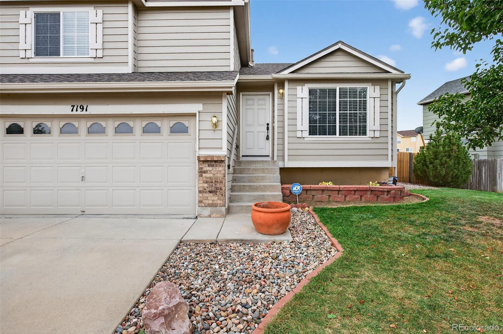 MLS Image #4 for 7191  creekfront drive,fountain, Colorado