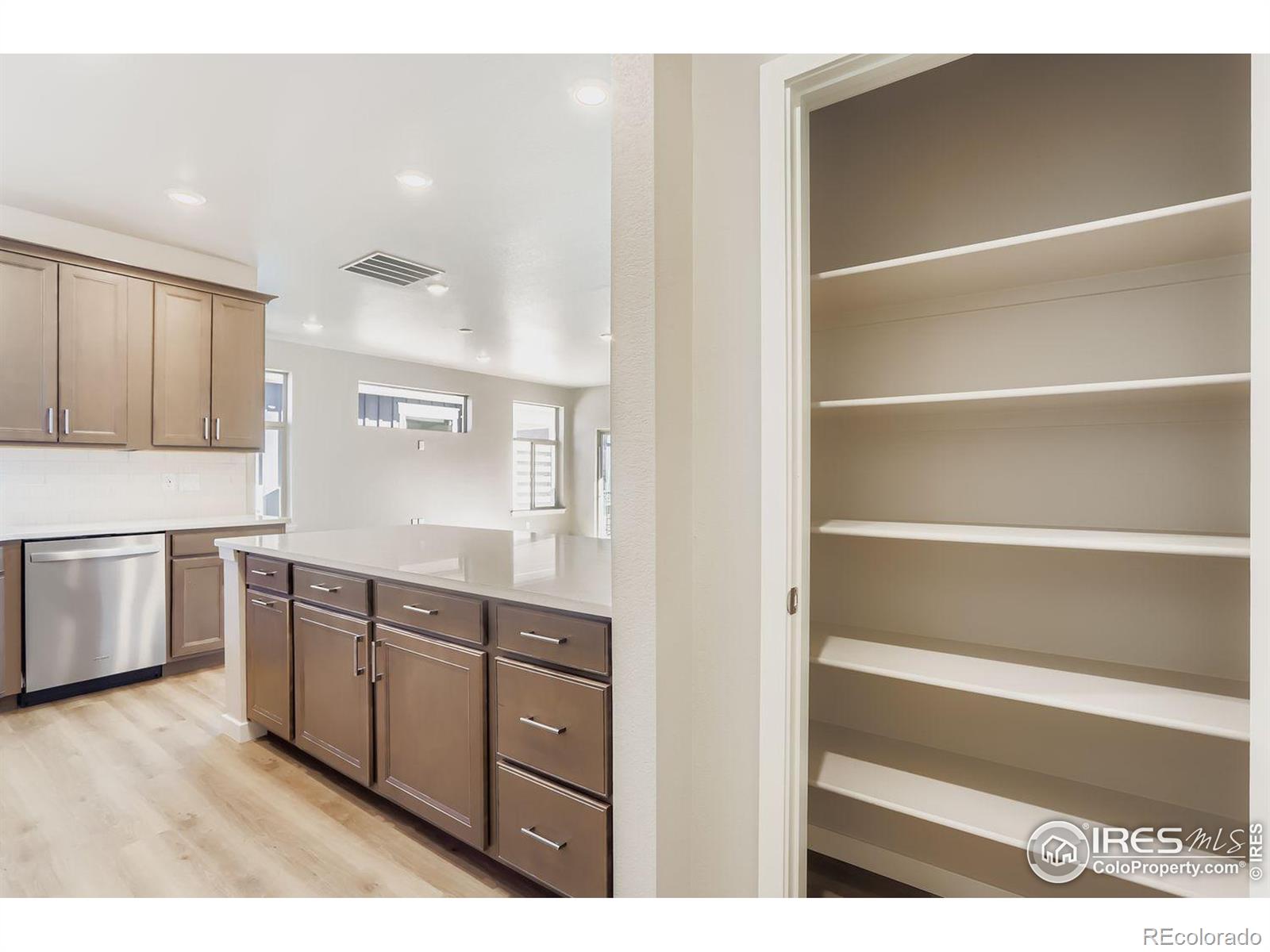 MLS Image #21 for 920 w 128th place ,westminster, Colorado