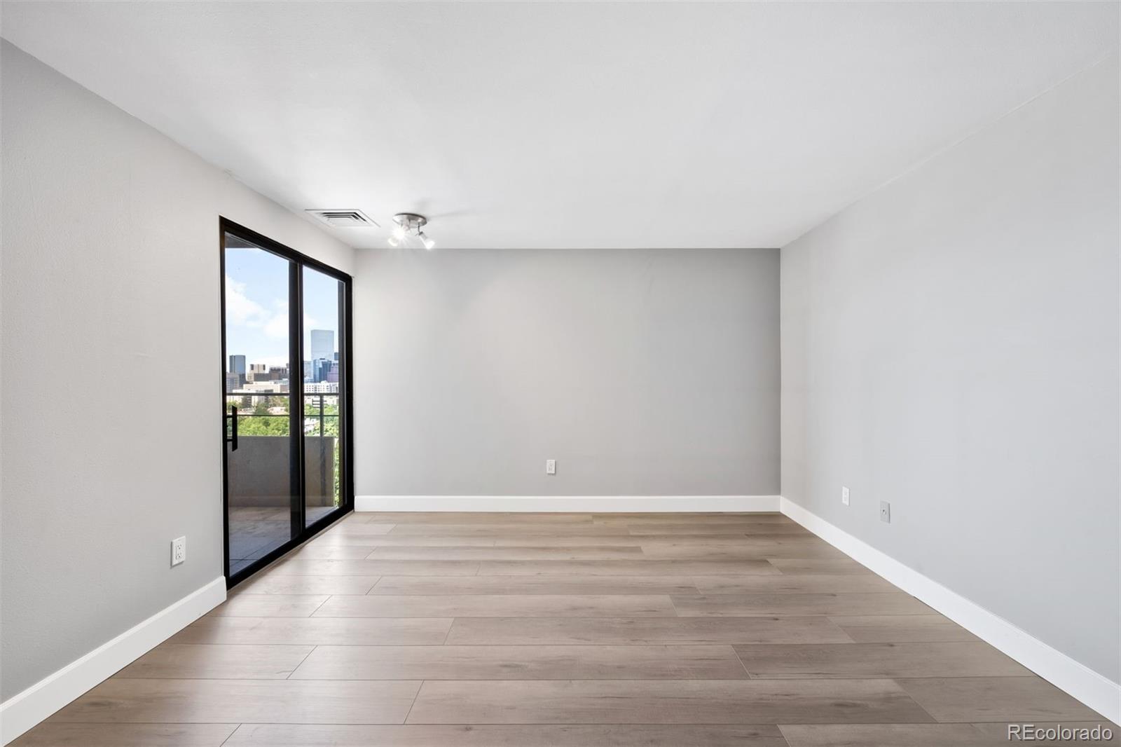 MLS Image #13 for 800 n pearl street 1211,denver, Colorado