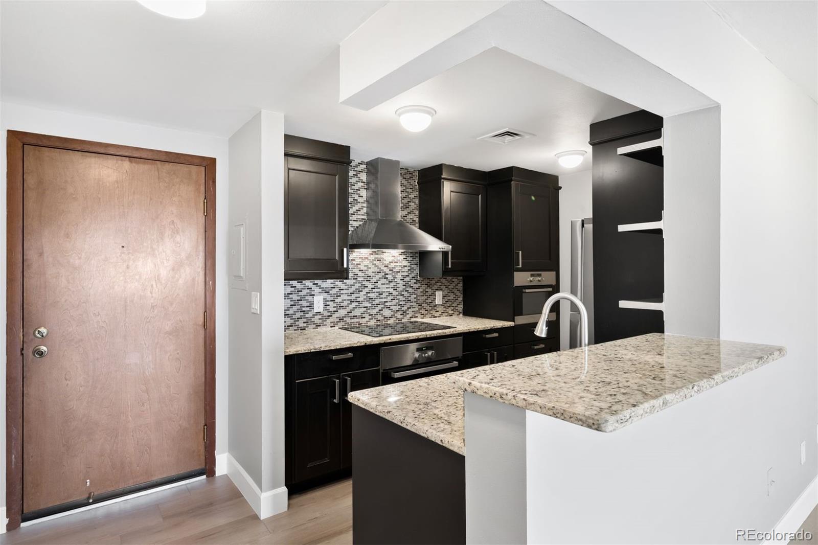 MLS Image #7 for 800 n pearl street 1211,denver, Colorado