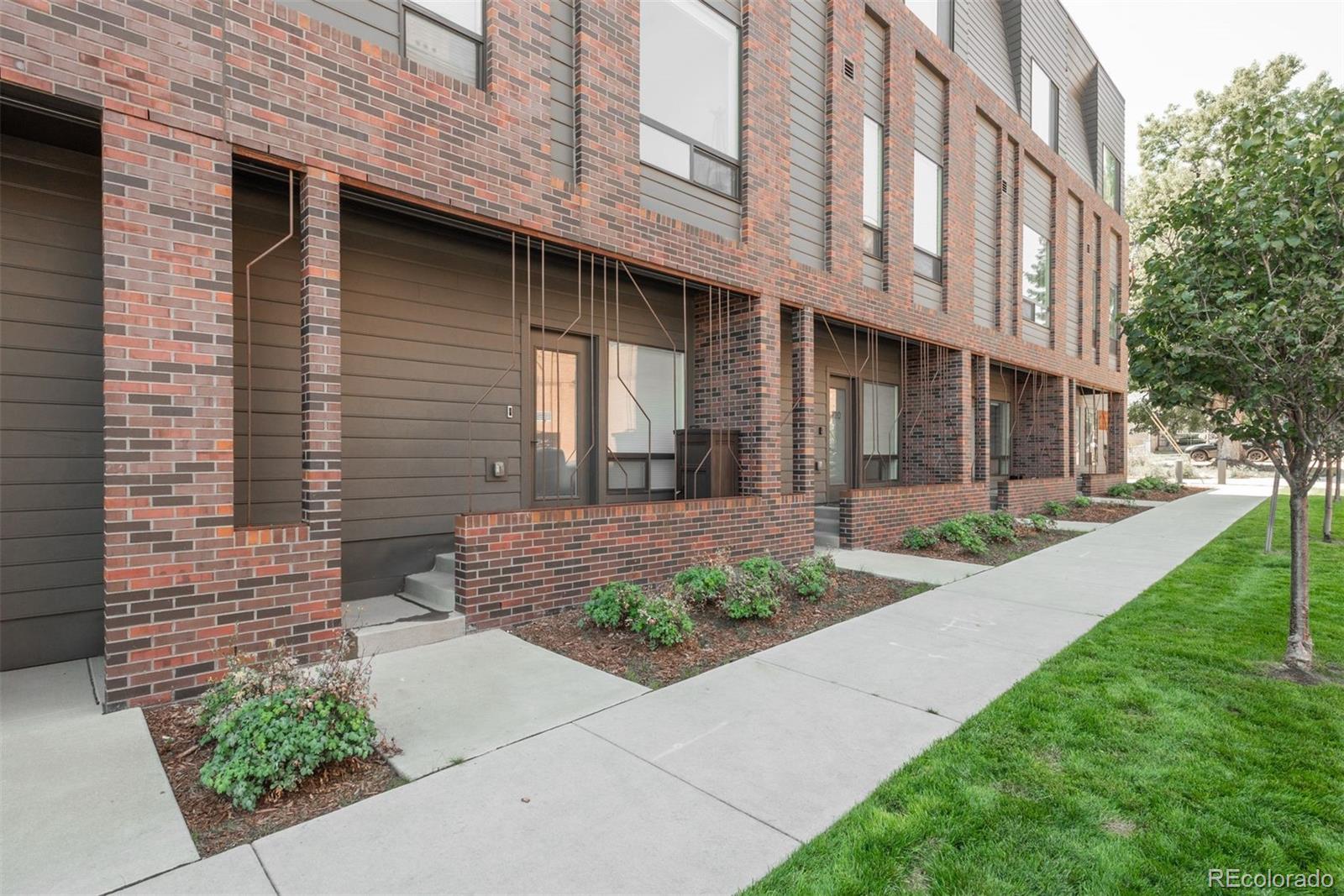 MLS Image #0 for 910 w 40th avenue ,denver, Colorado