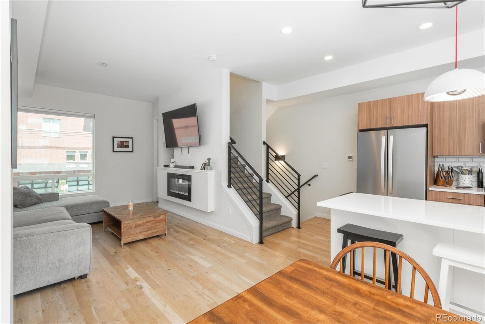 MLS Image #2 for 910 w 40th avenue ,denver, Colorado