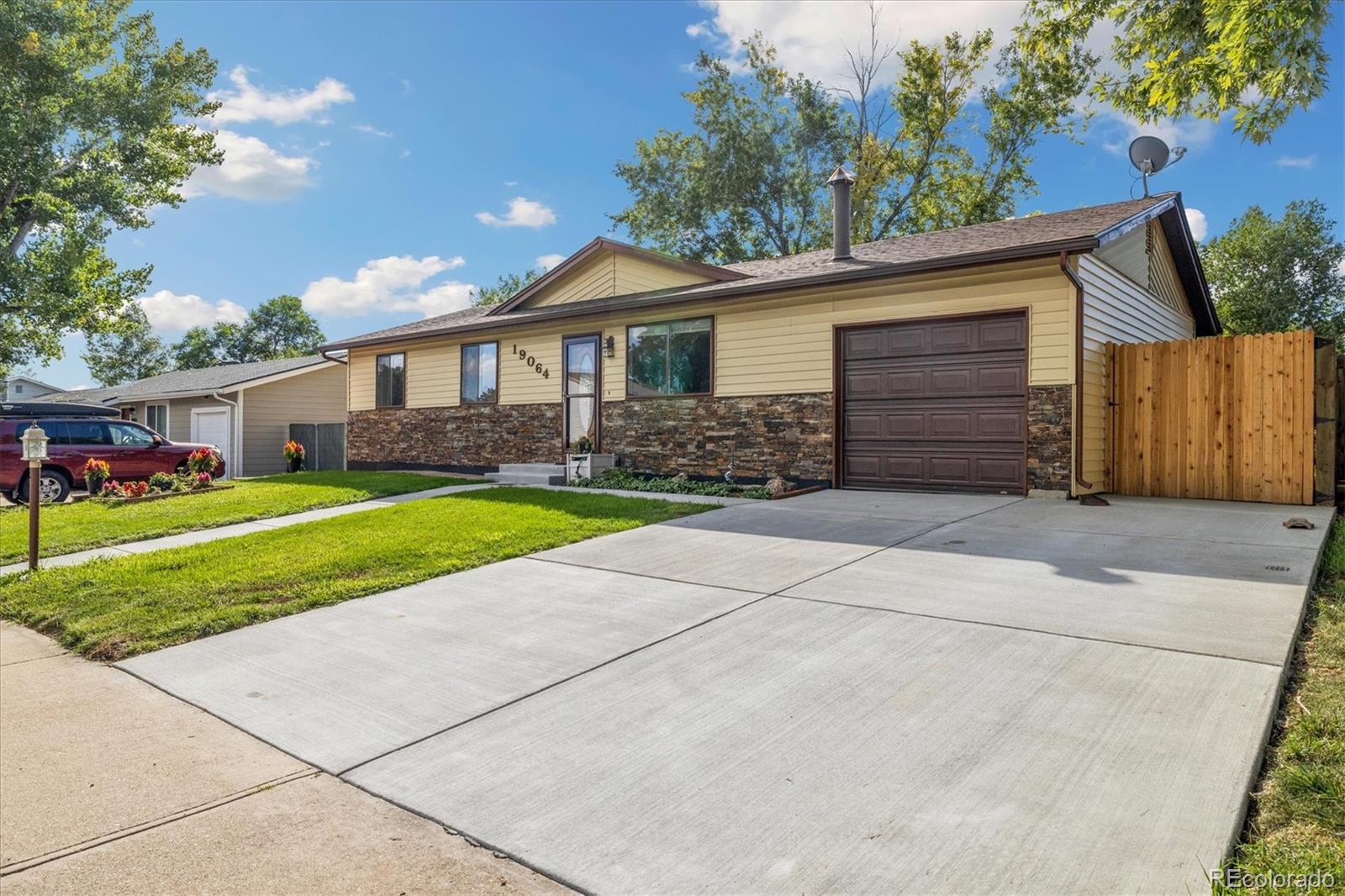 MLS Image #0 for 19064 w 61st place,golden, Colorado