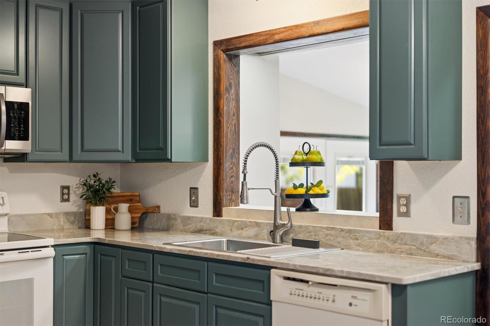 MLS Image #19 for 19064 w 61st place,golden, Colorado