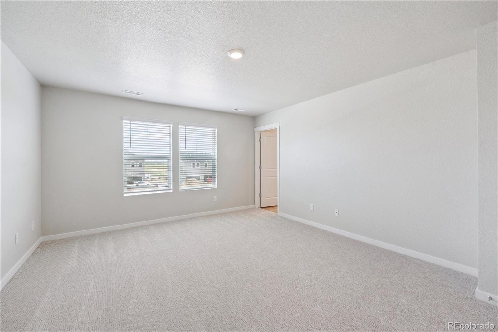 MLS Image #11 for 22344 e 6th place,aurora, Colorado
