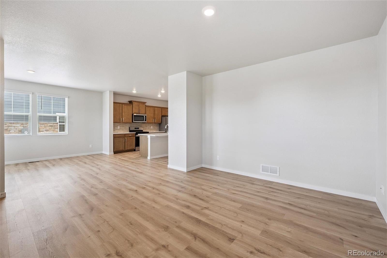 MLS Image #3 for 22344 e 6th place,aurora, Colorado