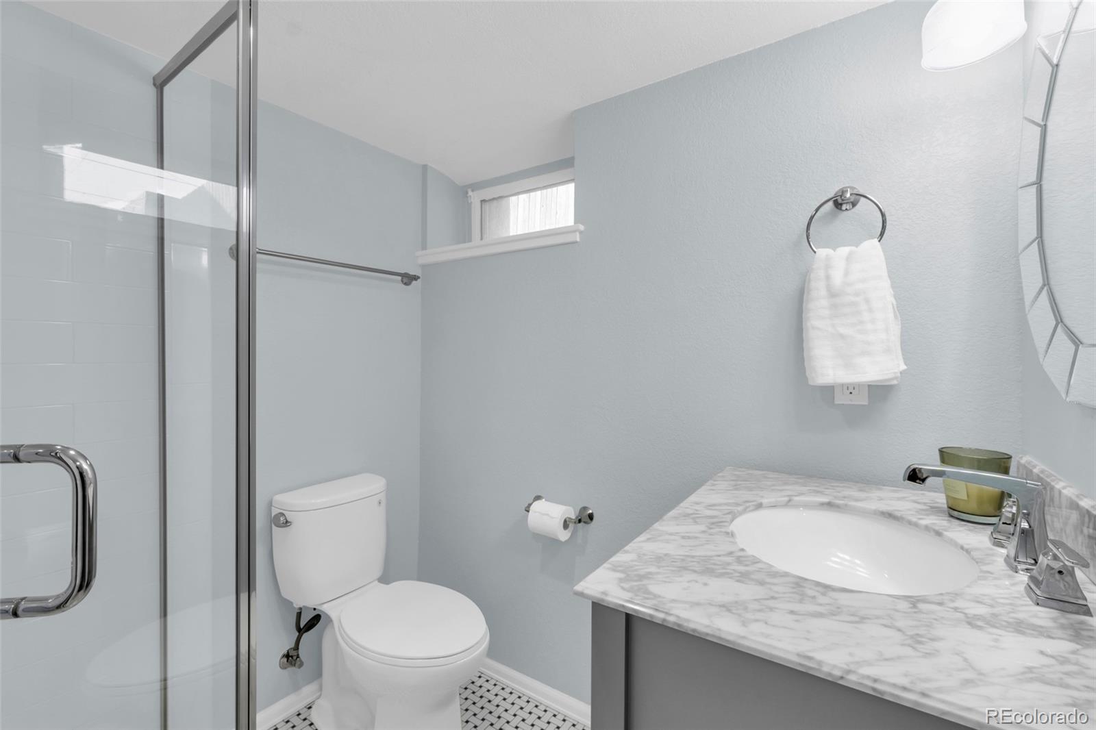MLS Image #16 for 646 s lincoln street,denver, Colorado