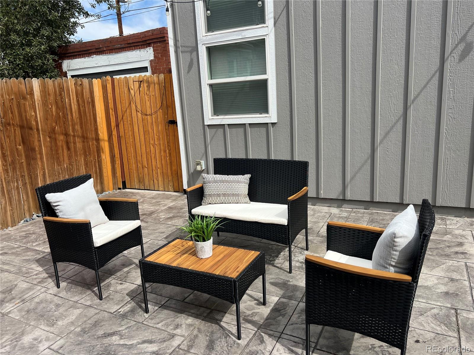 MLS Image #27 for 646 s lincoln street,denver, Colorado