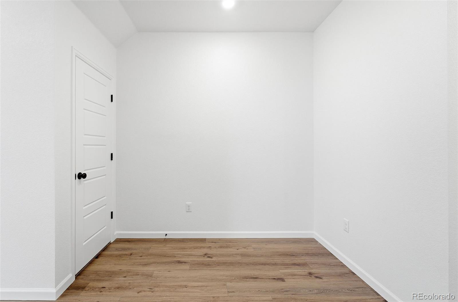 MLS Image #6 for 17135 w 91st lane,arvada, Colorado