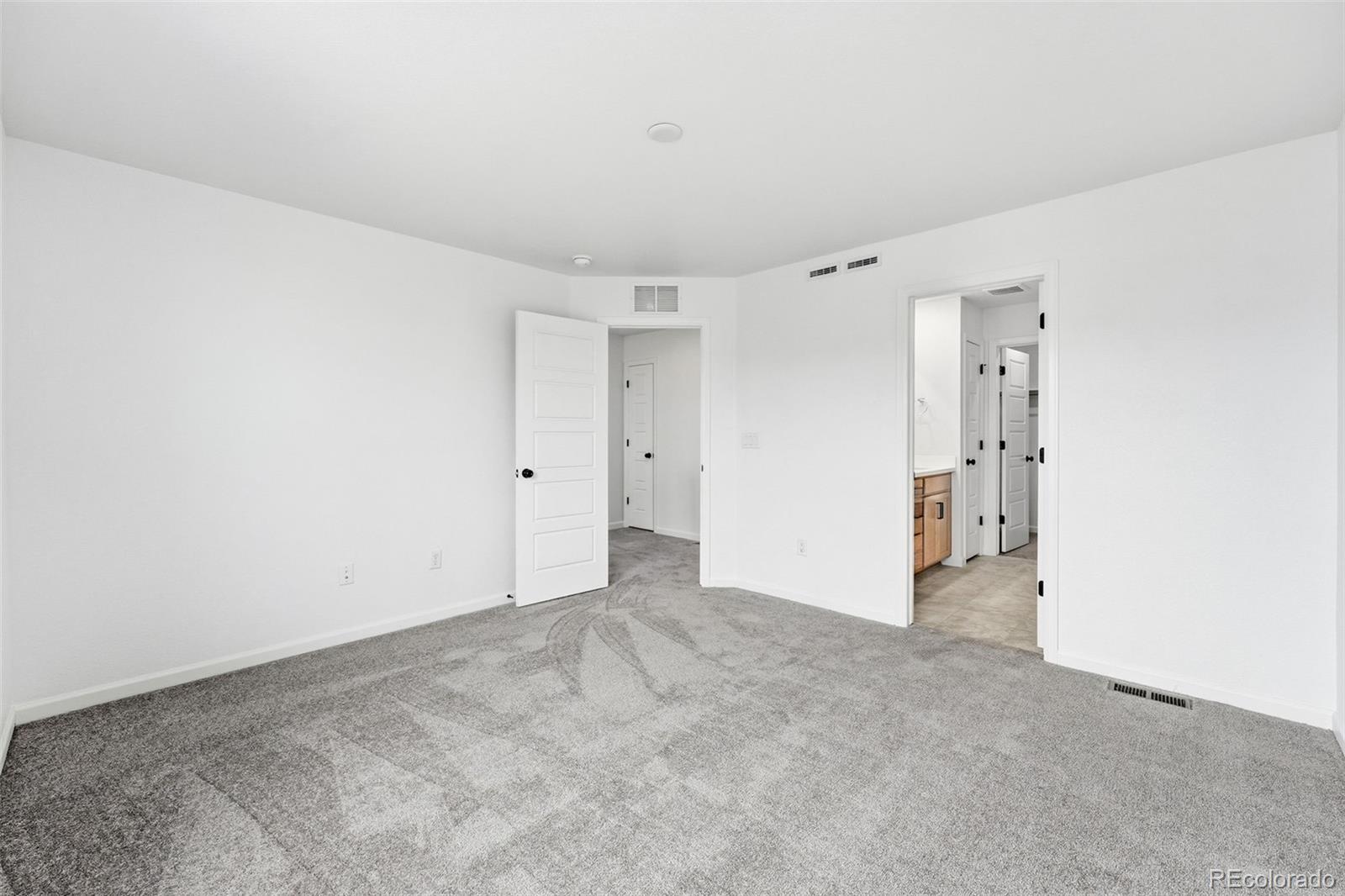MLS Image #9 for 17135 w 91st lane,arvada, Colorado