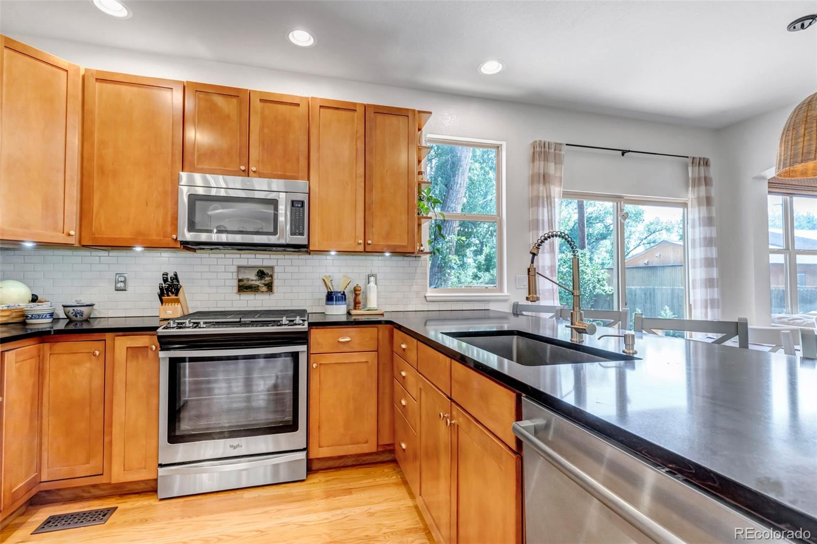 MLS Image #6 for 8114  main street,louviers, Colorado