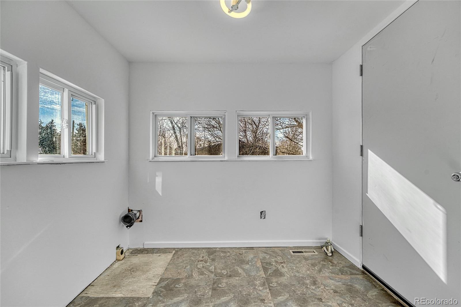MLS Image #16 for 1678  arapahoe street,strasburg, Colorado
