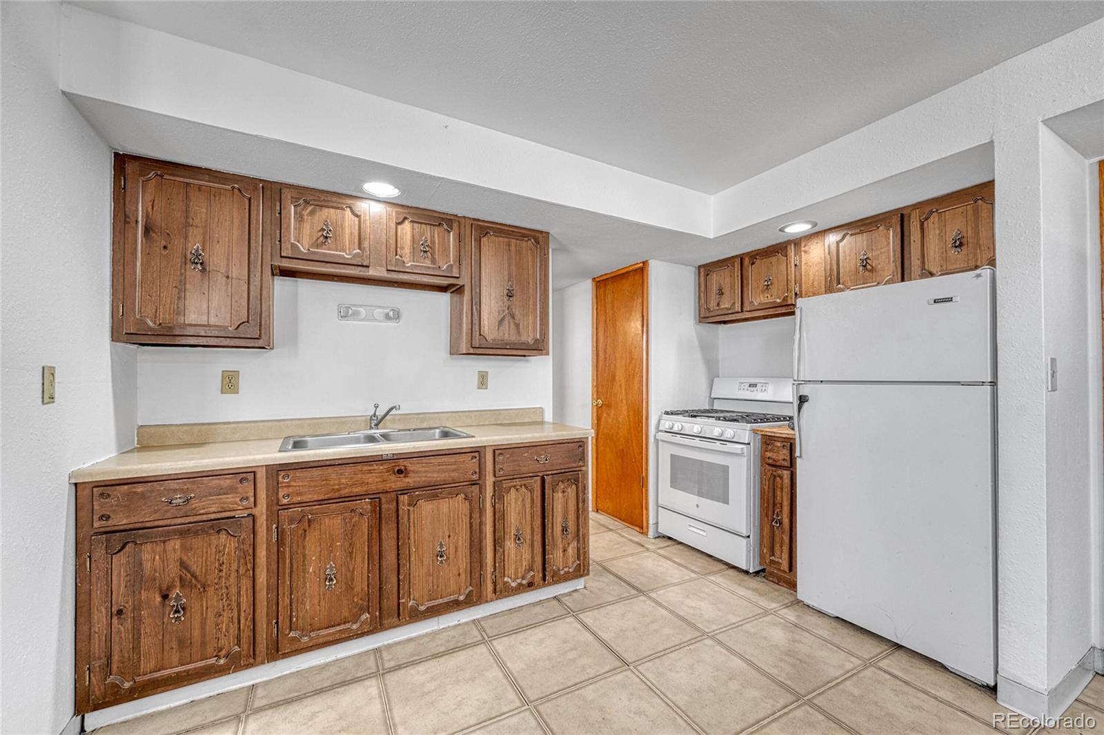 MLS Image #24 for 1678  arapahoe street,strasburg, Colorado