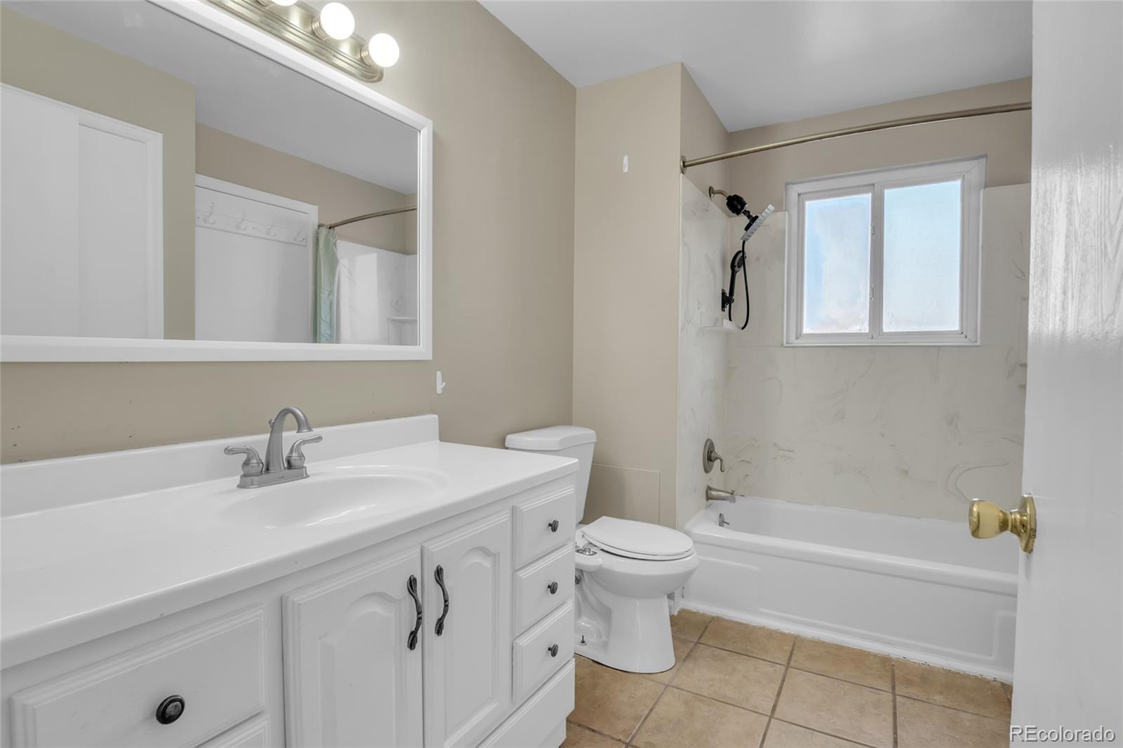 MLS Image #11 for 10985  glencoe place,thornton, Colorado